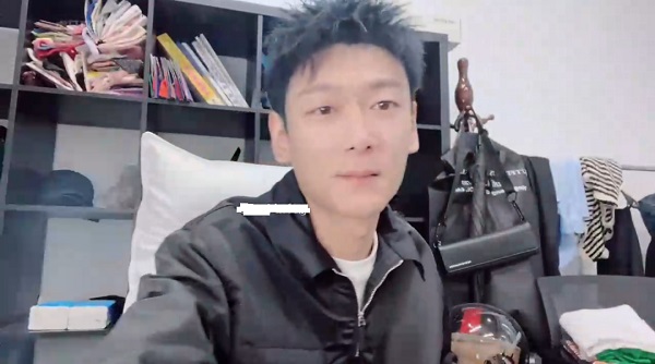 虎牙小酷买下全球限量布加迪威龙,水友:直接98加满!