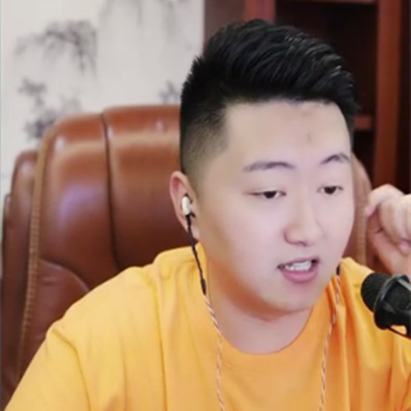 YY小洲怒骂阿哲阴险势利眼,曾买热搜害自己!