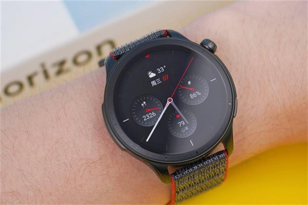 华米 Amazfit 跃我 GTR 4首发测评：全能智能手表新选择