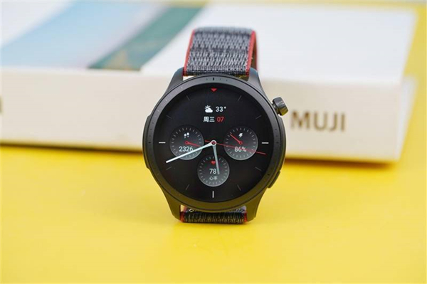 华米 Amazfit 跃我 GTR 4首发测评：全能智能手表新选择