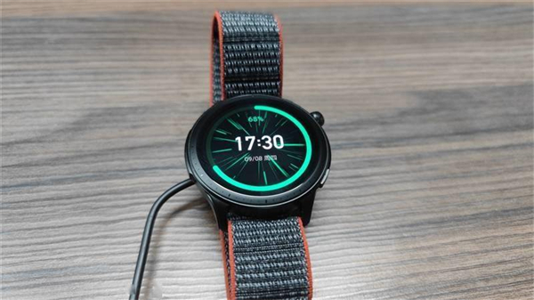 华米 Amazfit 跃我 GTR 4首发测评：全能智能手表新选择