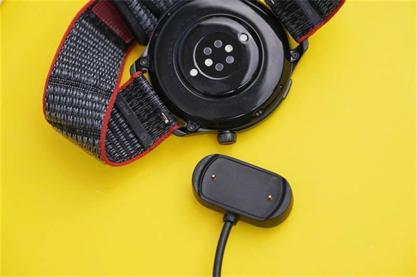 华米 Amazfit 跃我 GTR 4首发测评：全能智能手表新选择