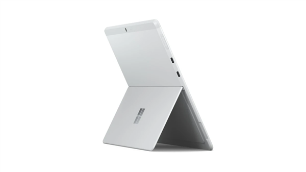 横跨Intel高通双平台 曝微软Surface Pro 9下月发：老外直呼“大惊喜”