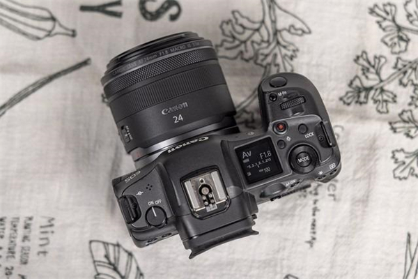 佳能RF24mm F1.8曝光！官方：大光圈与高画质 带来更好的拍照体验
