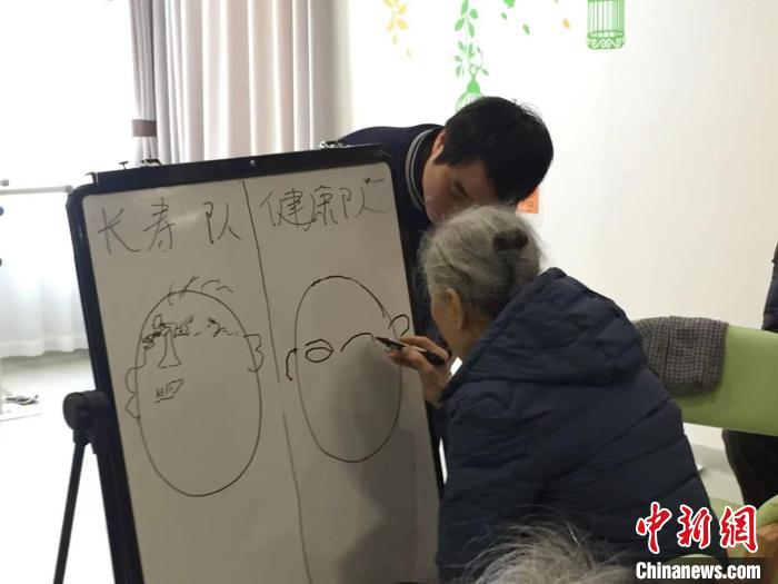 2022年上海百岁寿星榜发布 3689位百岁老人女性占七成以上