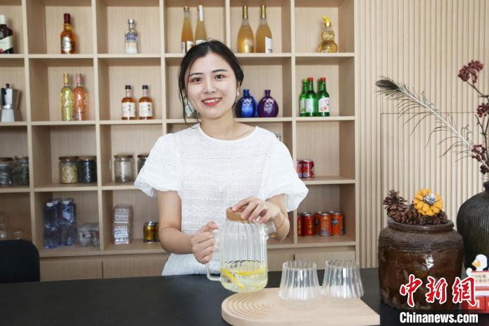 90后农二代回归田园 将工作和生活过成诗