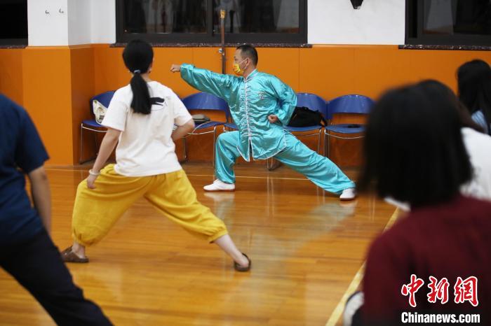 夜访上海精武门 探秘精武迷踪拳