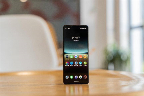 索尼Xperia 5 IV手机首发测评：轻薄时尚的小屏旗舰