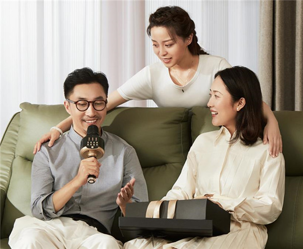 唱吧K歌宝歌唱家D10首发测评：自带音箱，专业品质