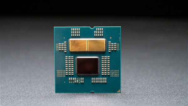 反杀13代酷睿！AMD锐龙7000 3D缓存版定档