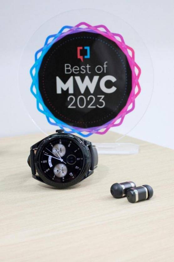 穿戴新物种！华为 WATCH Buds斩获MWC 2023多个媒体大奖