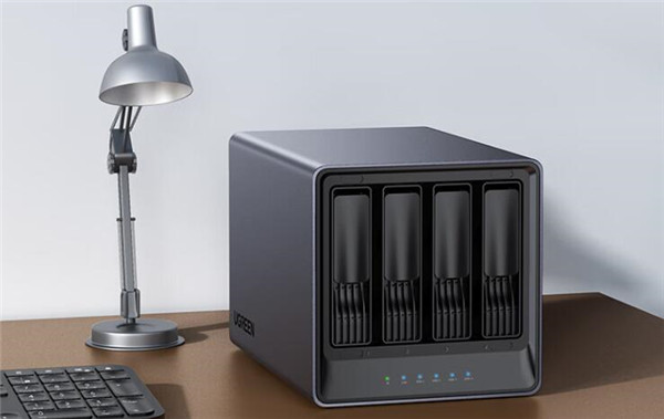 绿联私有云DX4600评测：四盘位，网络私有云存储