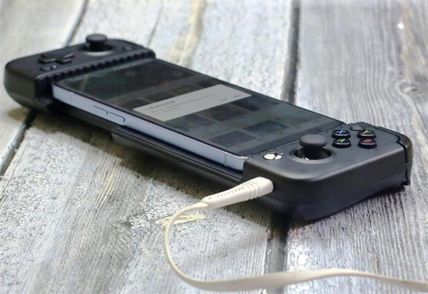 盖世小鸡X2 PRO手柄曝光！官方：玩法超多的手游手柄
