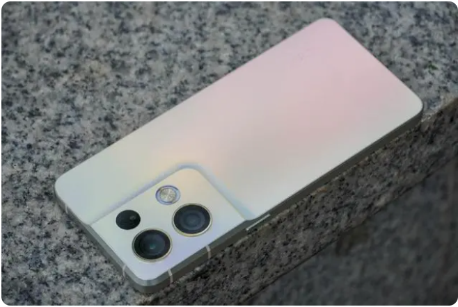 opporeno8