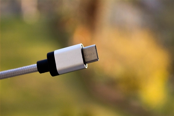 iPhone 15要上USBC接口 苹果自研芯片认证：兼容安卓没戏